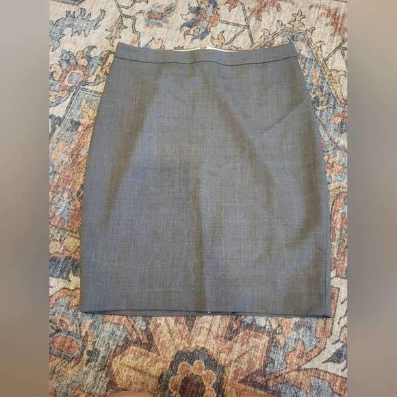 J Crew Classic Gray #2 Pencil Women's Skirt - Picture 1 of 5